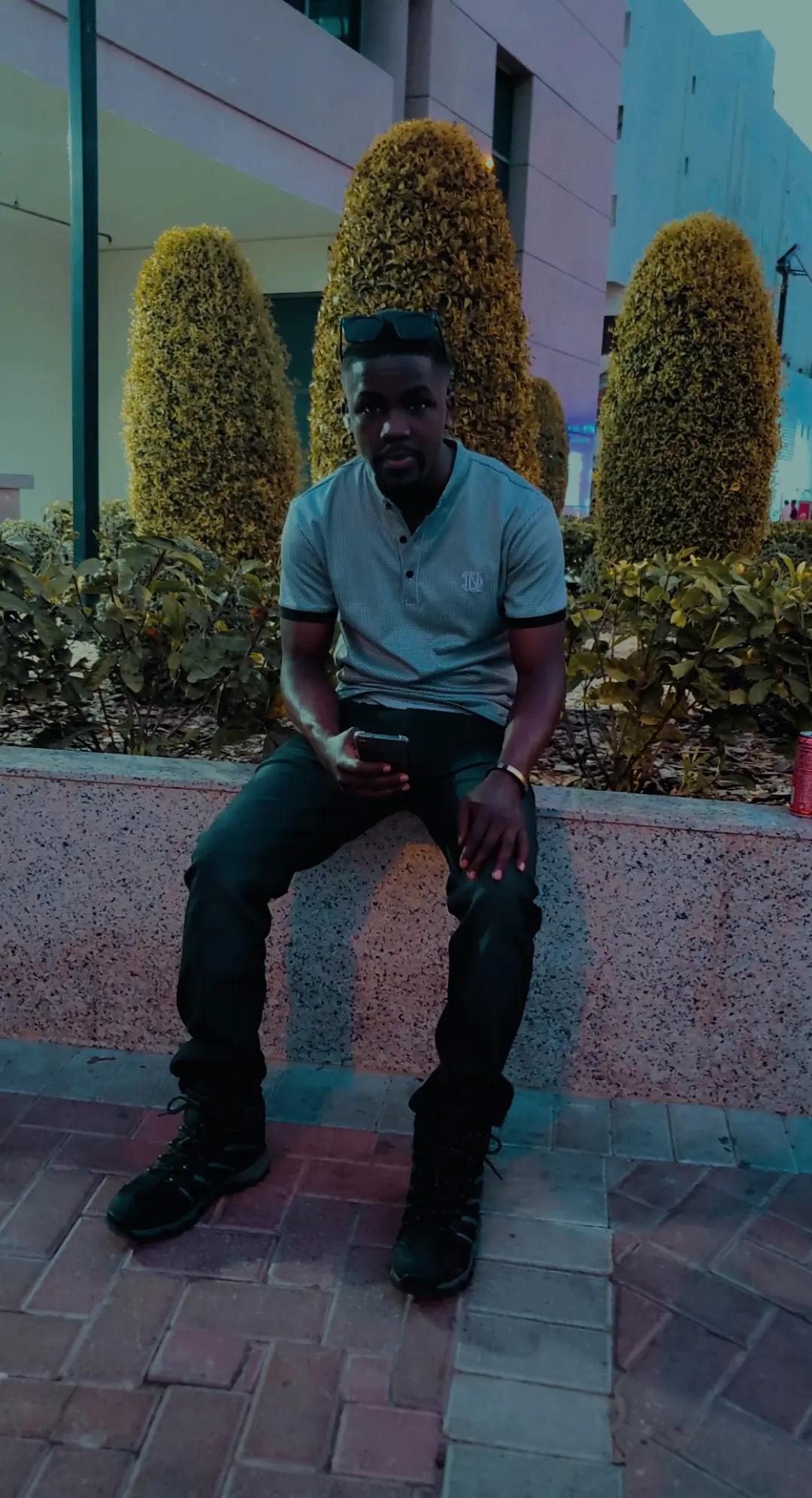 @DANIEL MEDIA 256