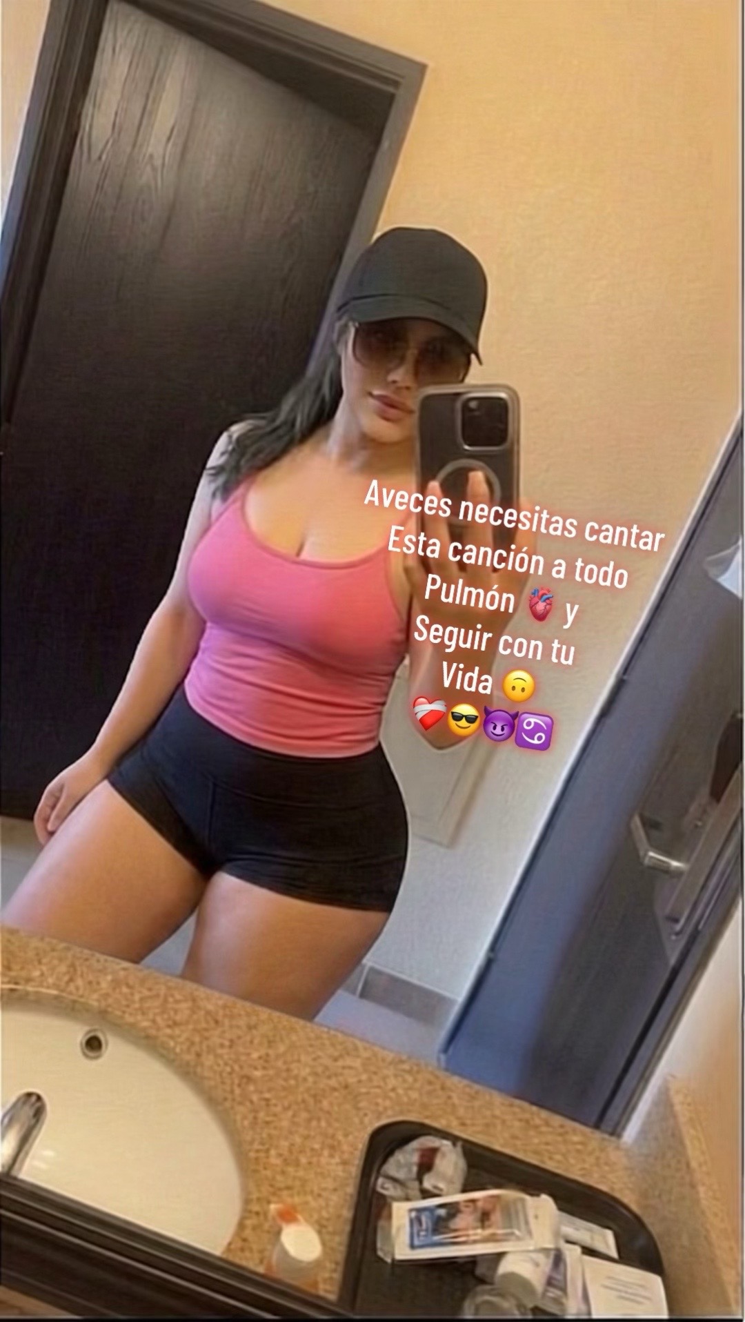@🪼𝓒𝓲𝓷𝓭𝔂🍑👑♋️