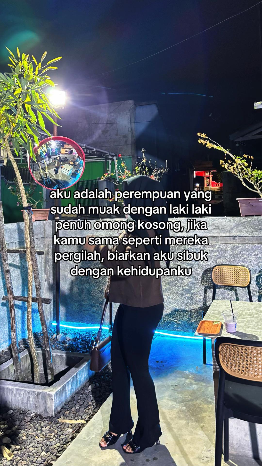 @hahaha_