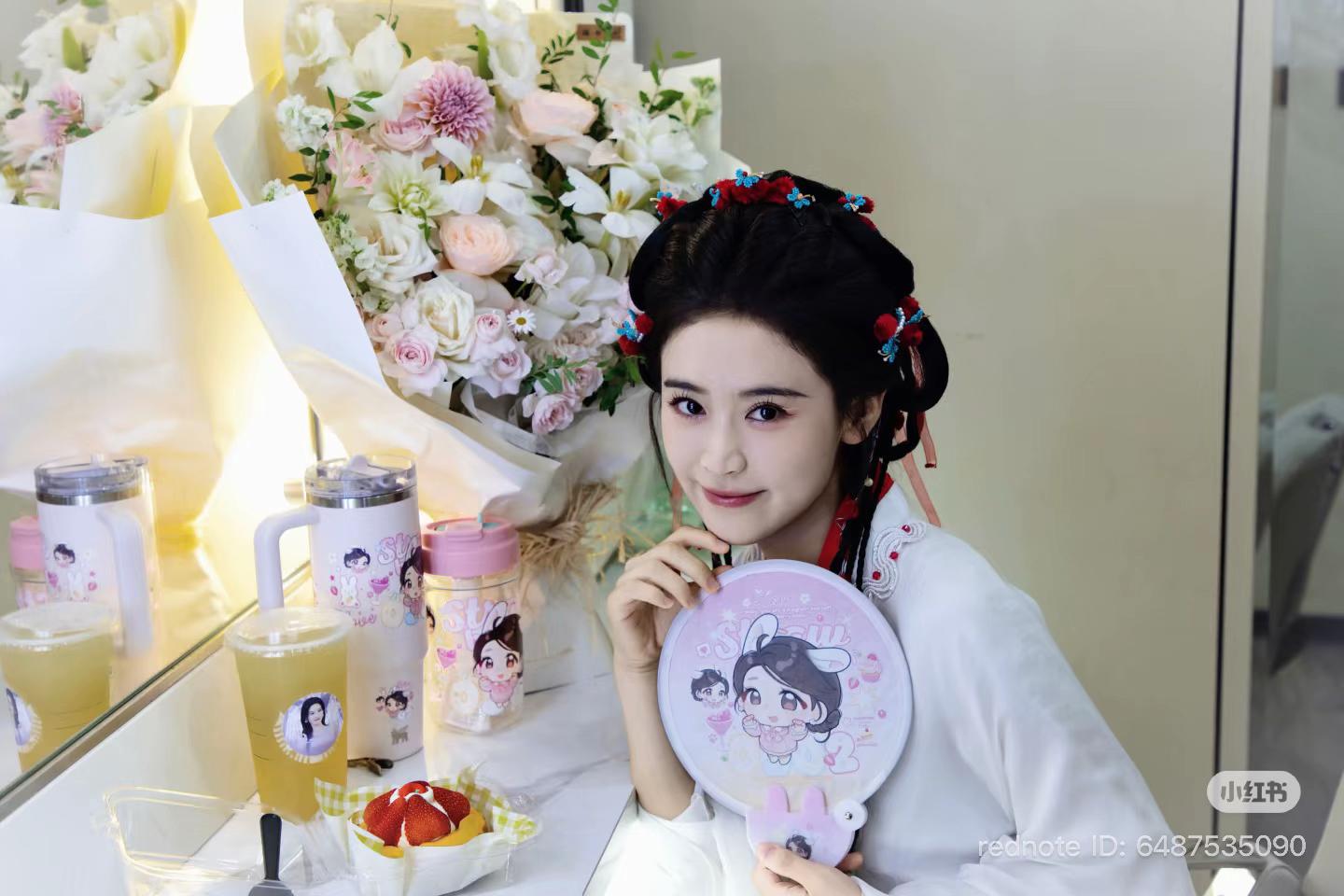 @Kẹo . Bông . Nhỏ 🍀