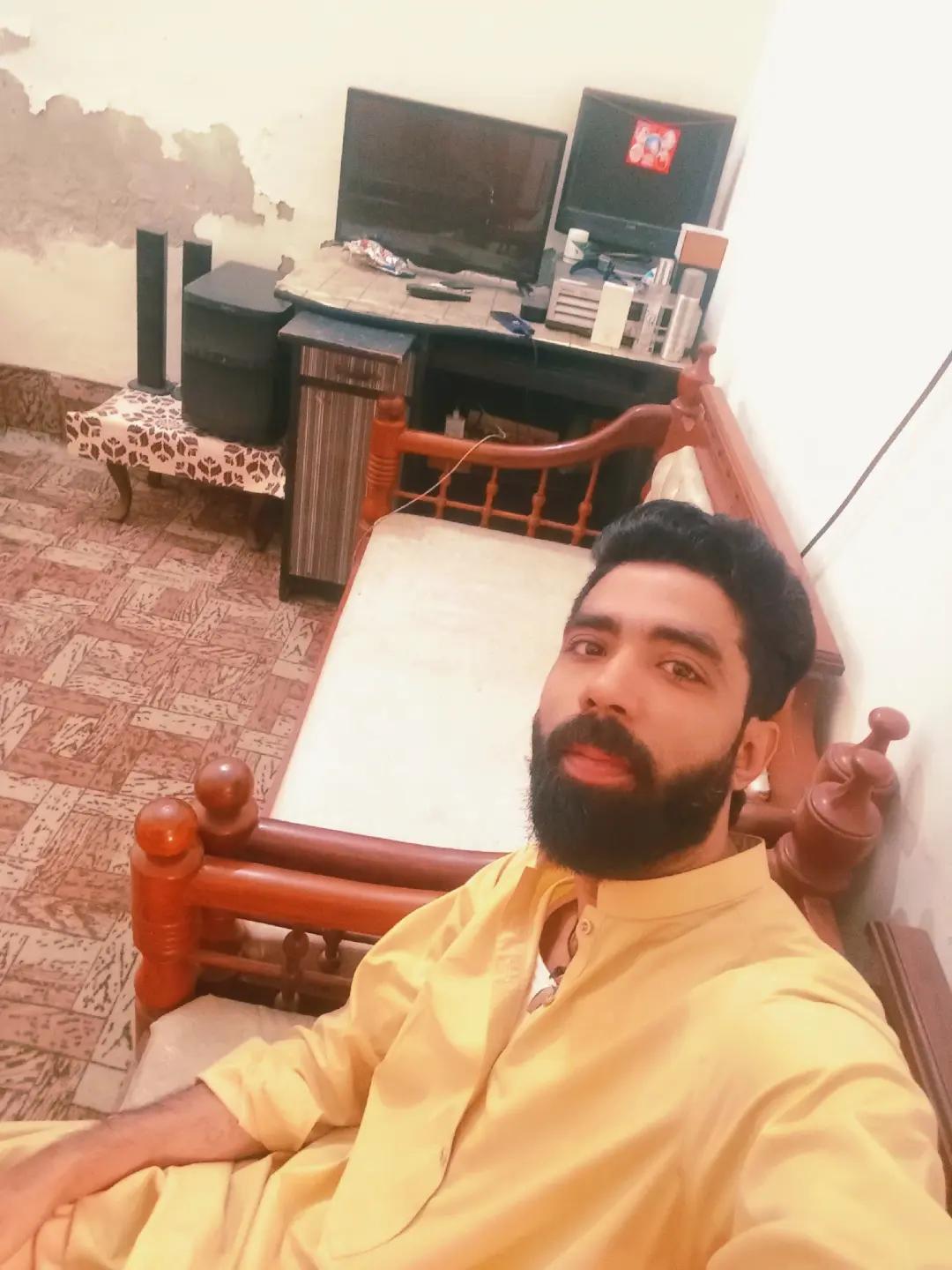 @Ragu Bhai Ri 👑