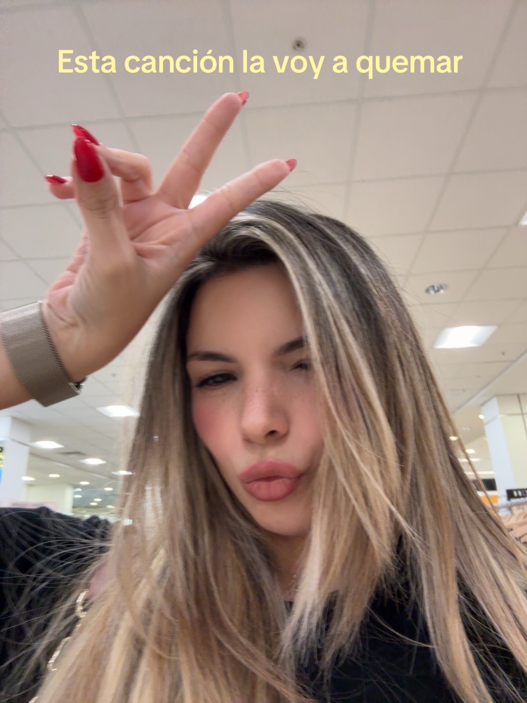 @Luiselena Gomez🍒