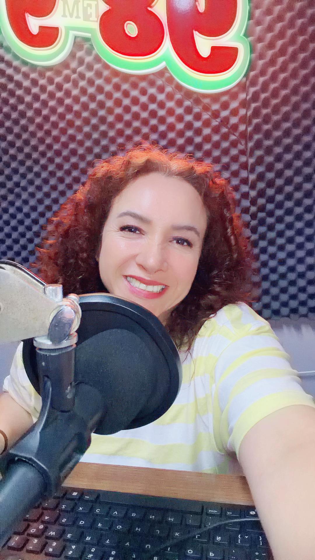 @Karla Caballero Locutora