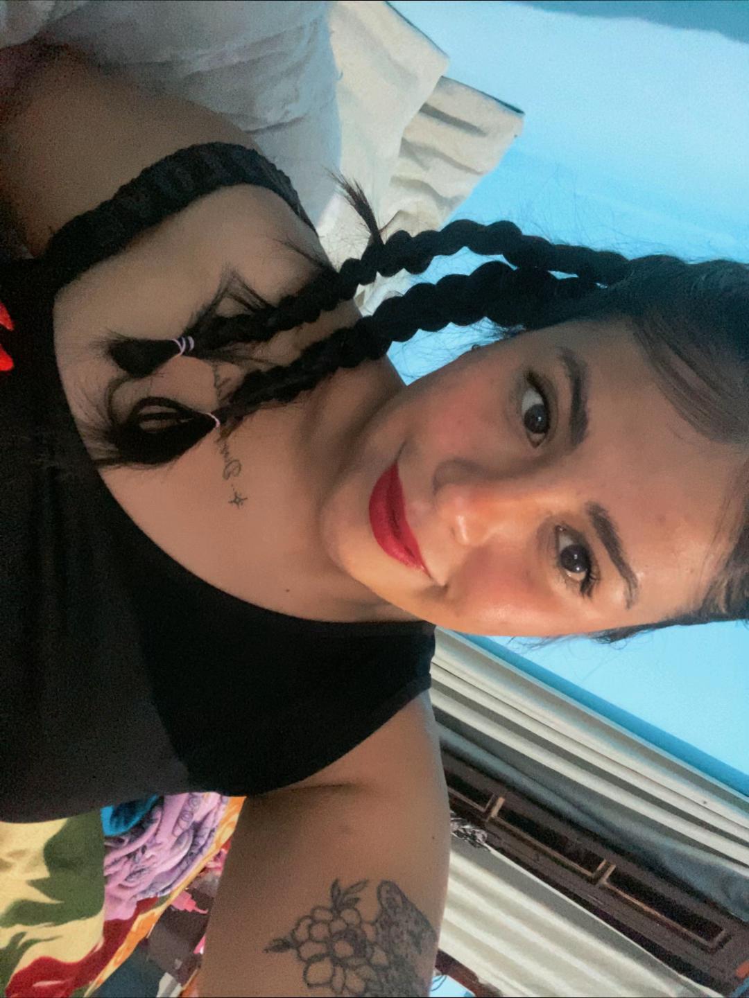 @Paula Castillo ๐