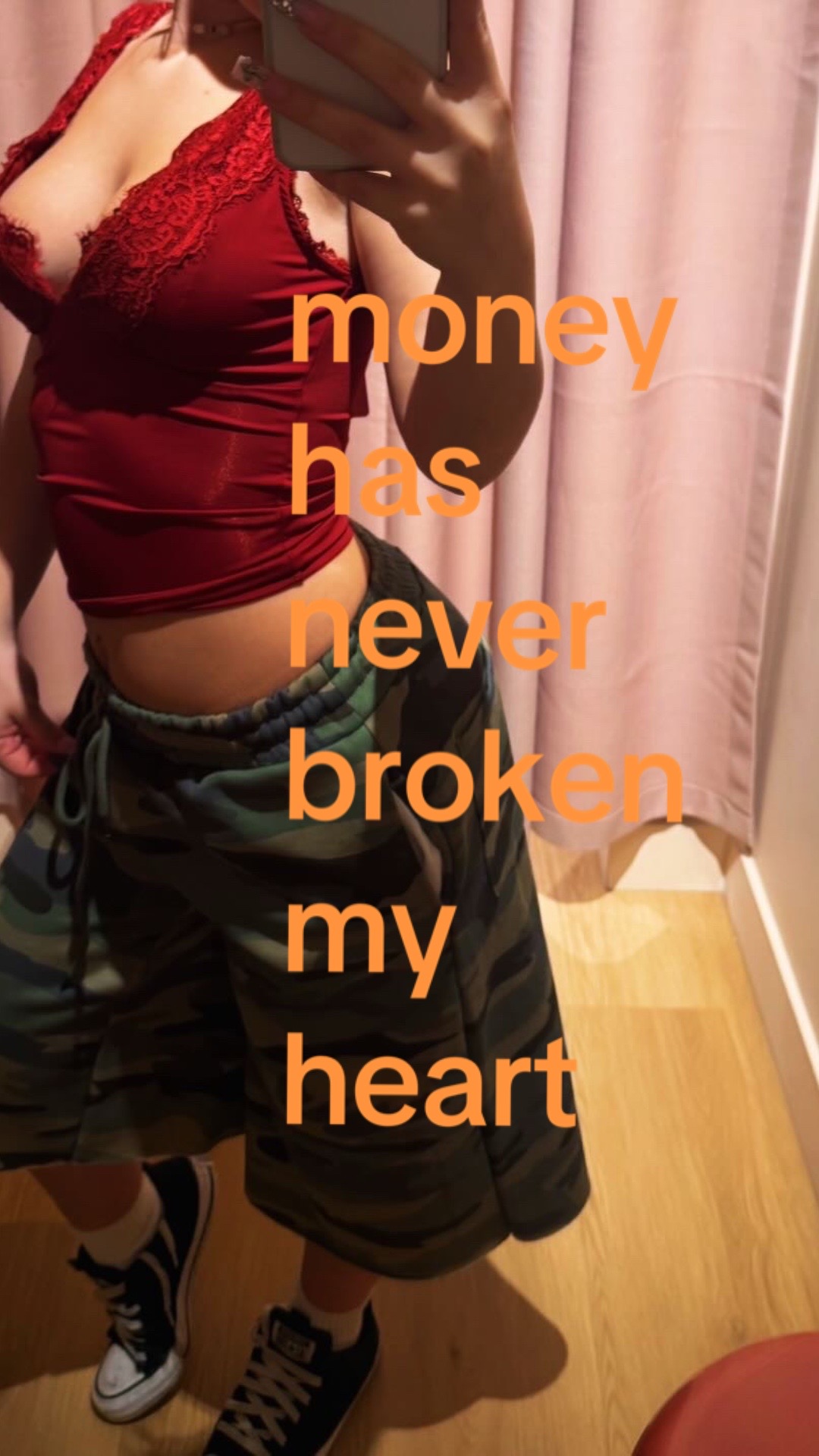 @nicole