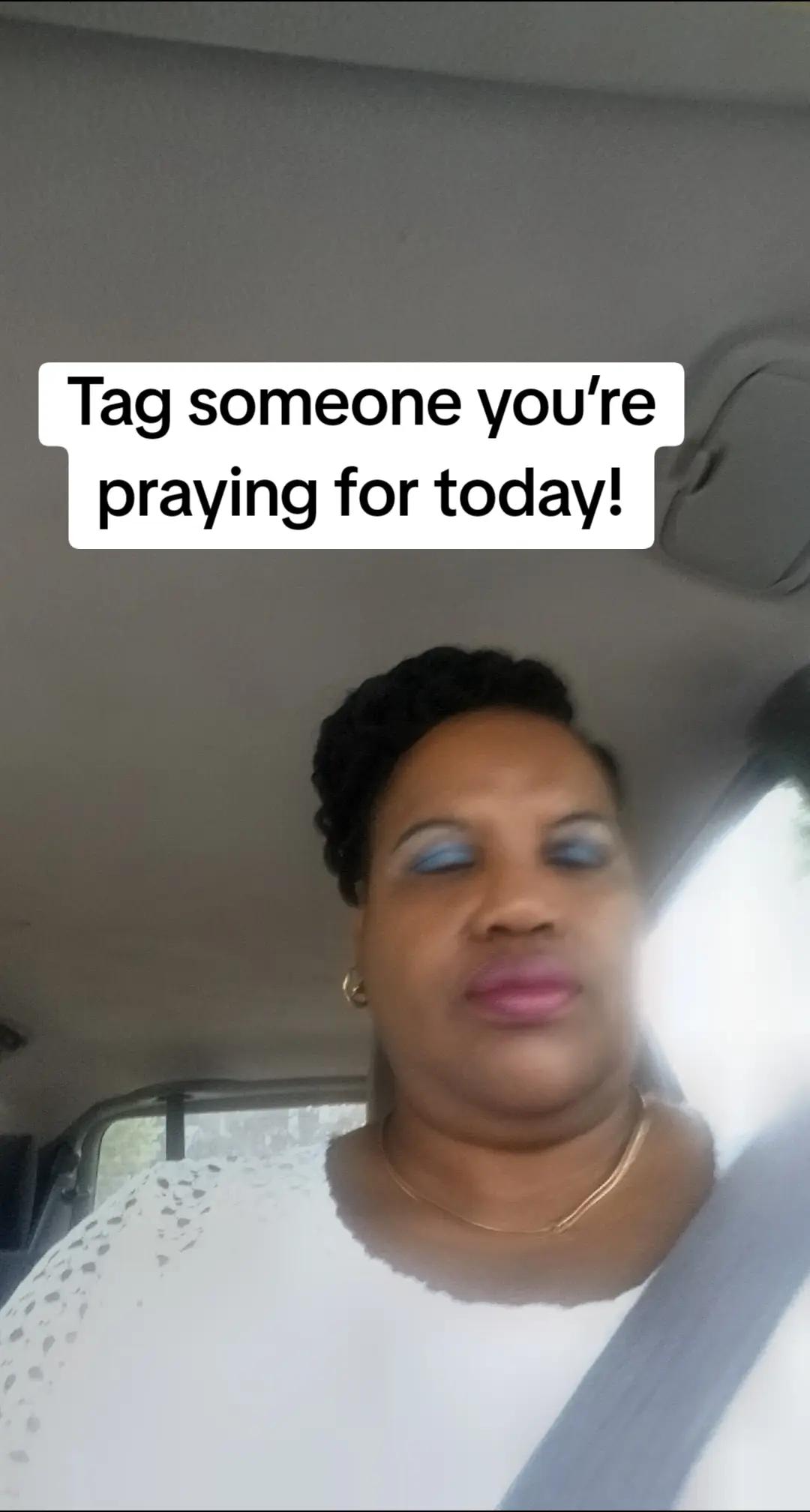 @PaulaC