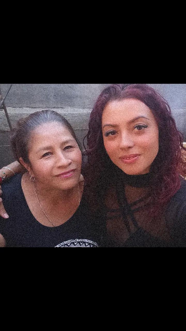 @Laura Paz 🇨🇱😊