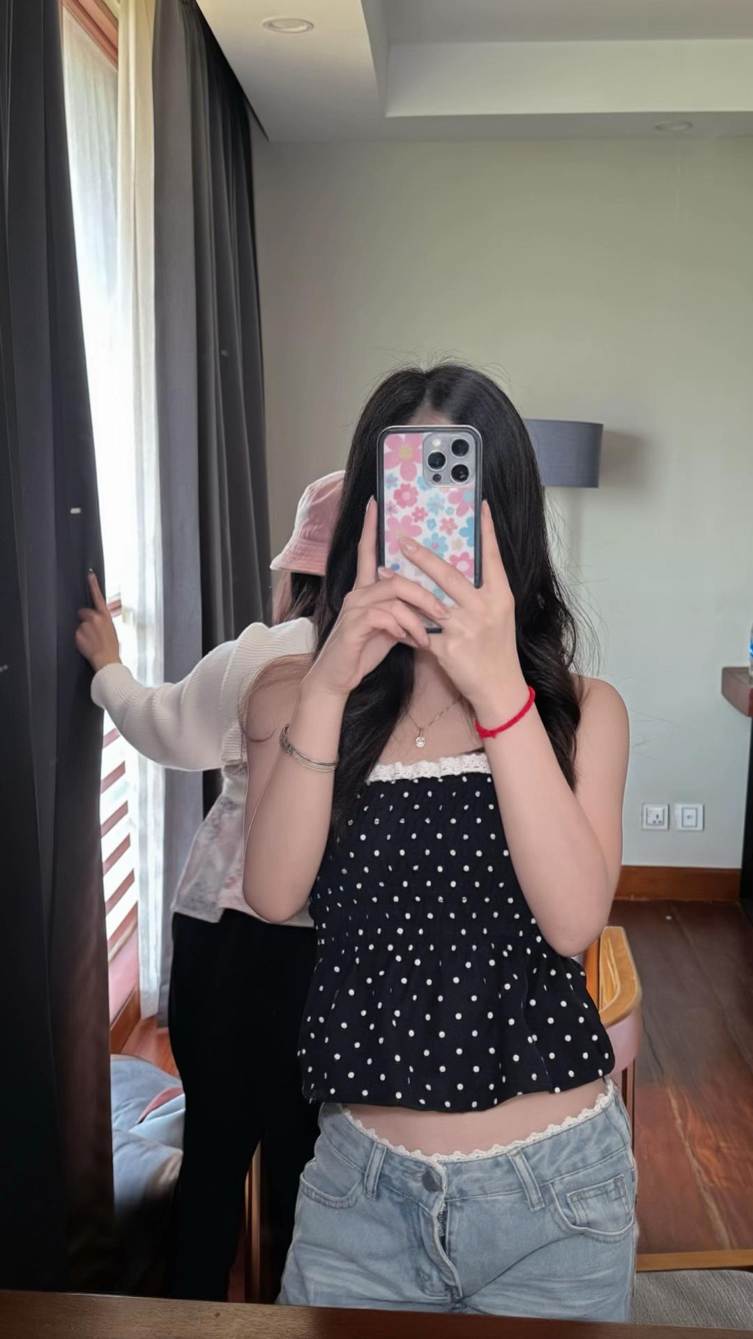 @malee