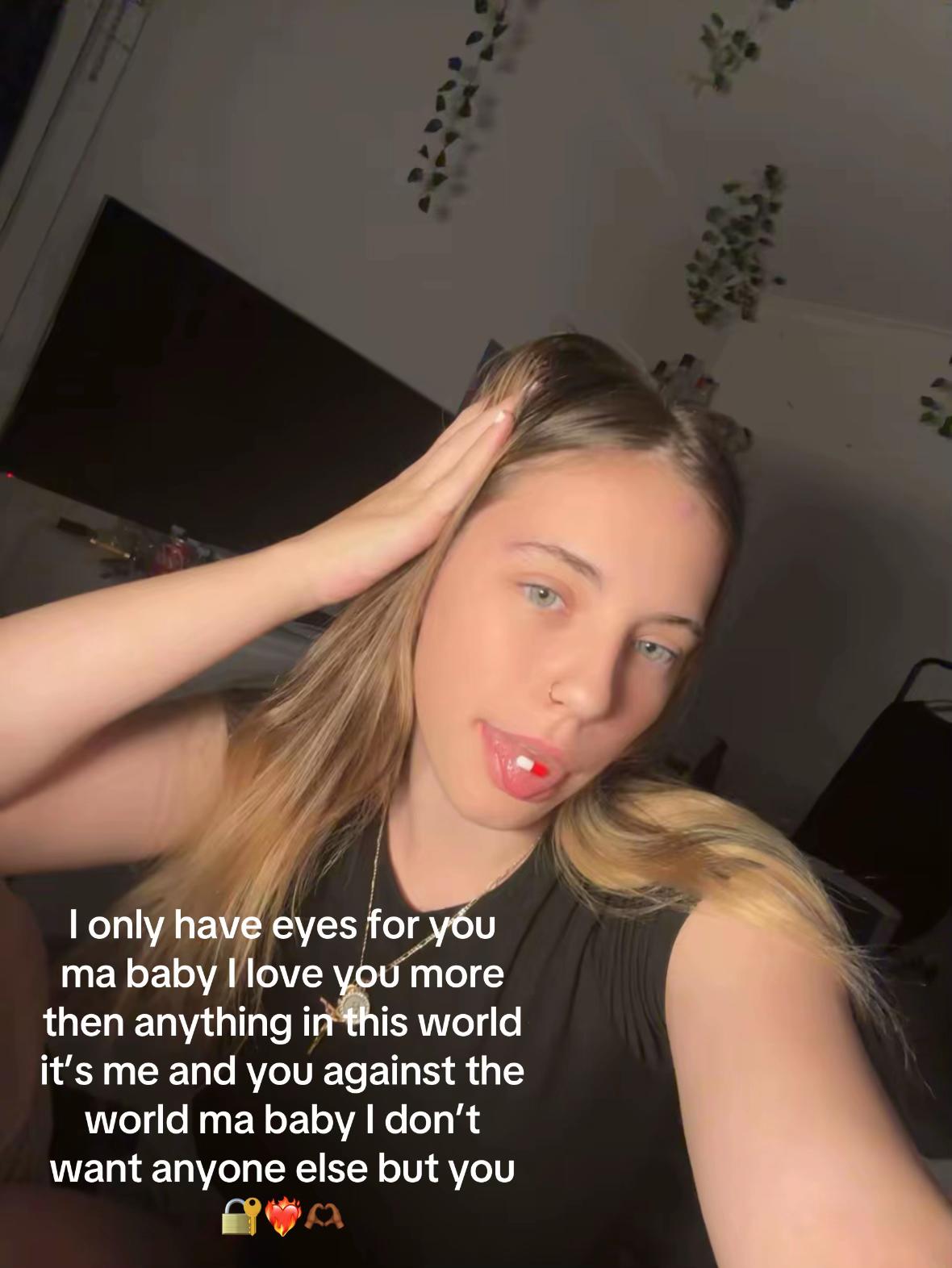 @🎭