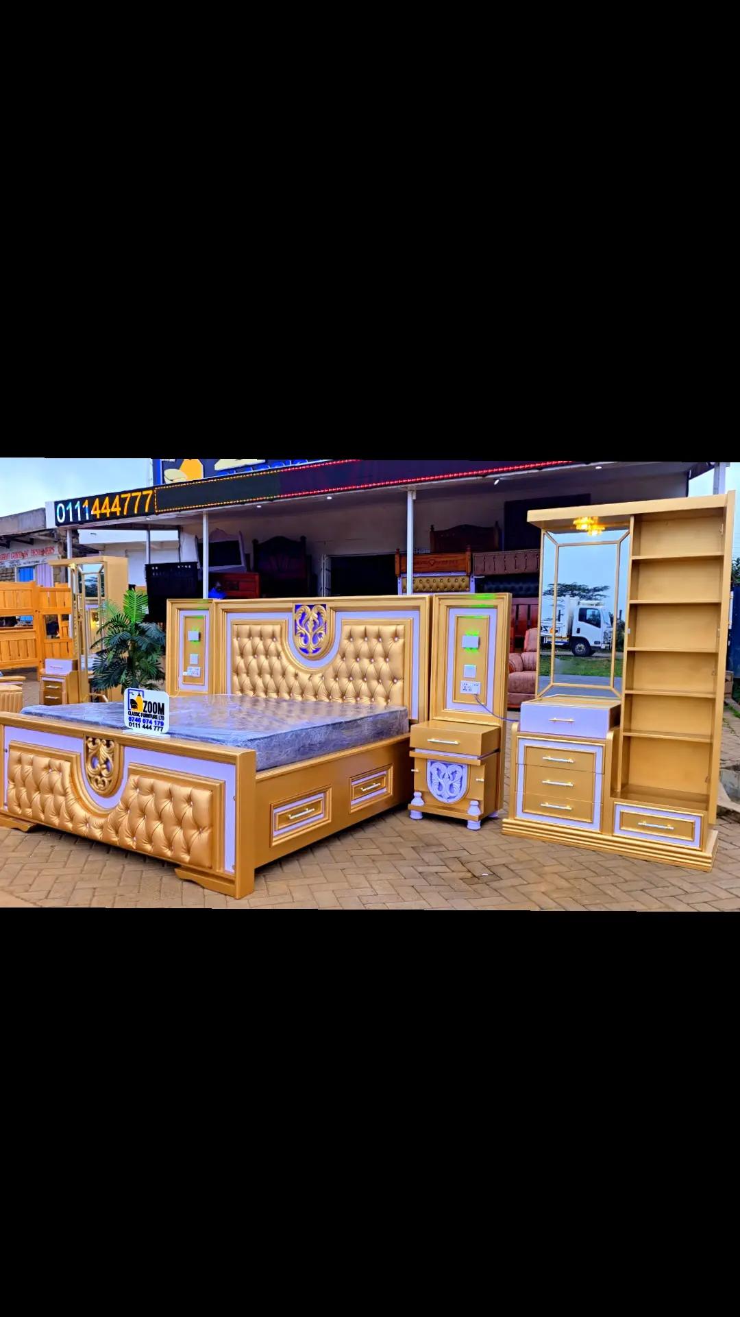 @ZOOM CLASSIC FURNITURE LTD