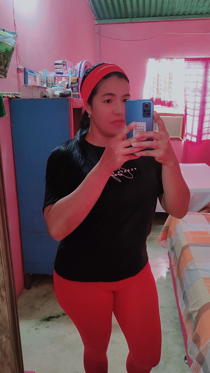 @jessika Flores