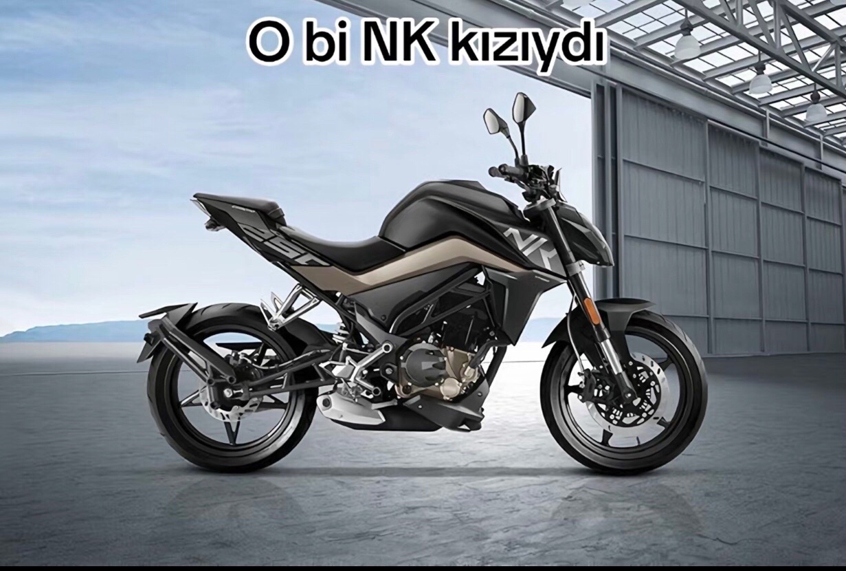 @AyhanMert_o