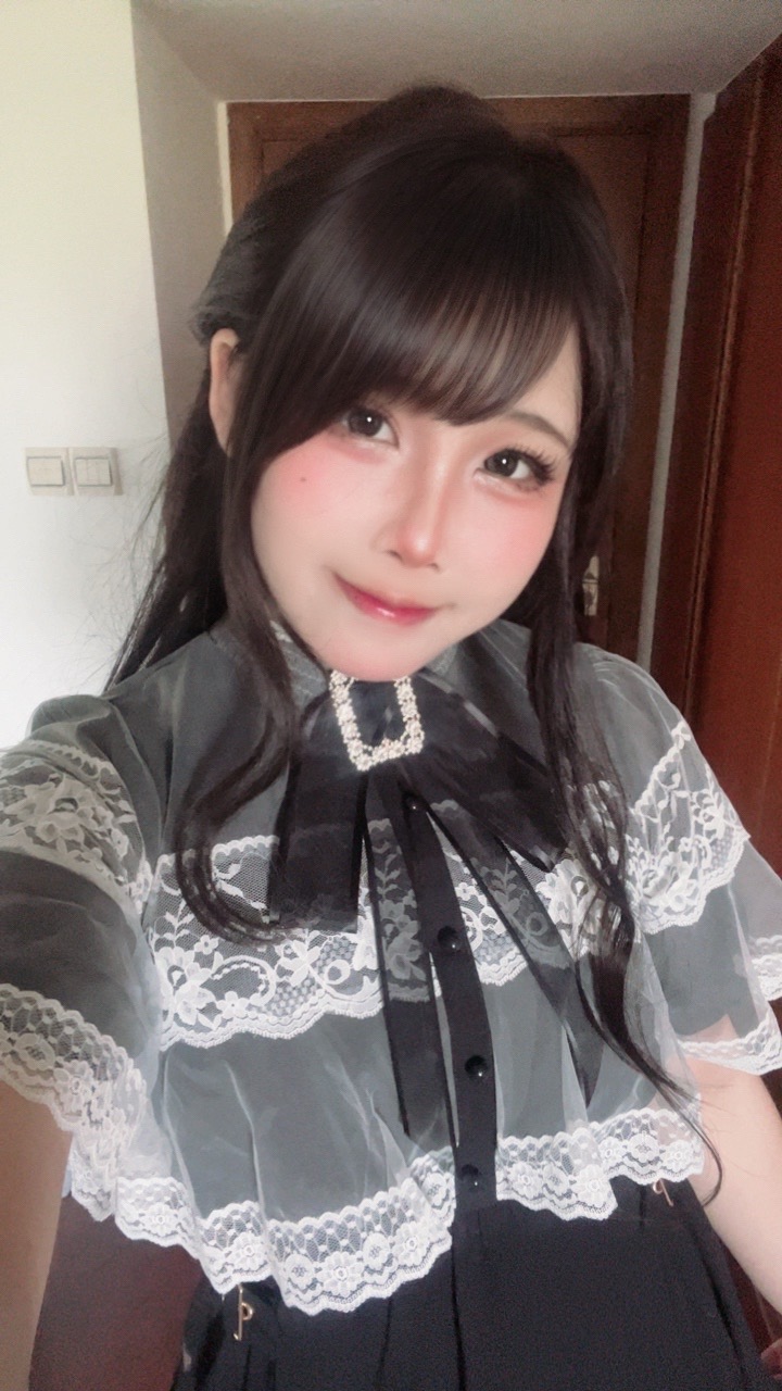 @猫屋敷綾乃
