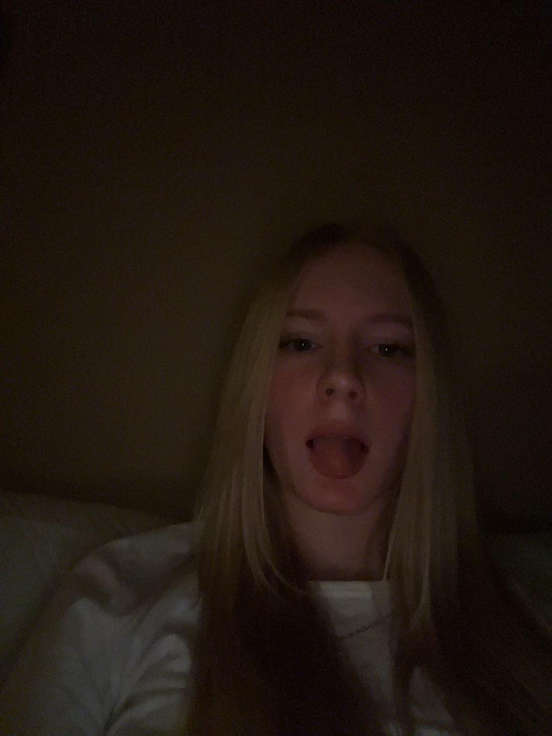 @Emese