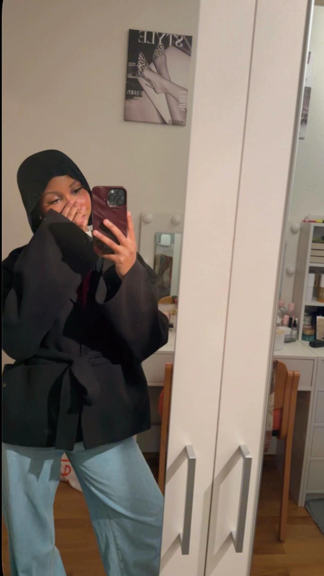 @Riri