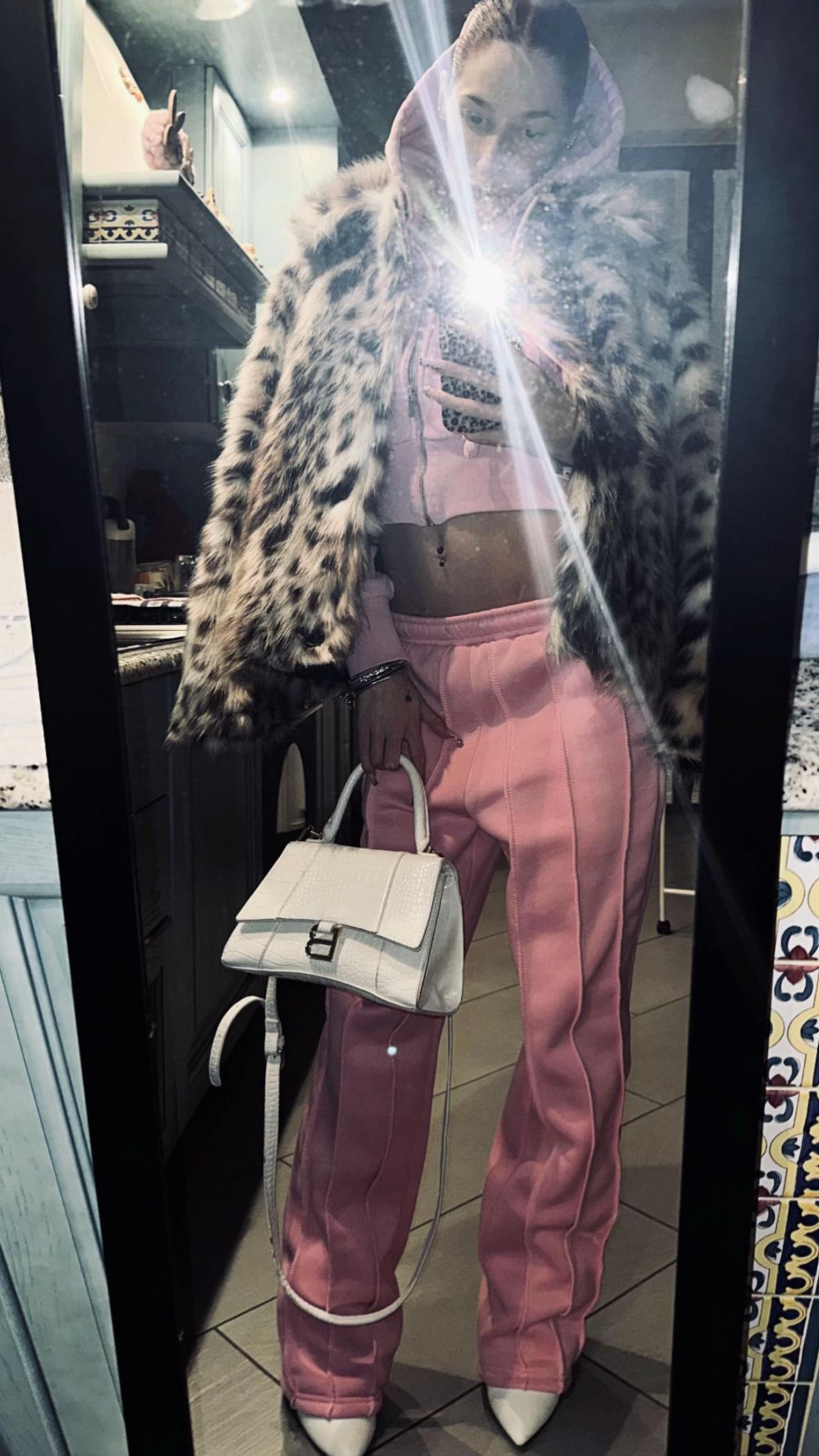@aurora.curtarelli