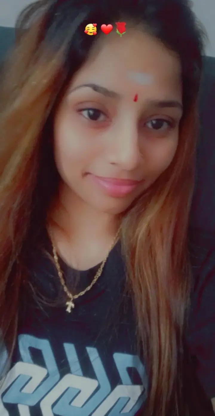@😎🦋LADY BOSS 💎💸CHARUNI🫀