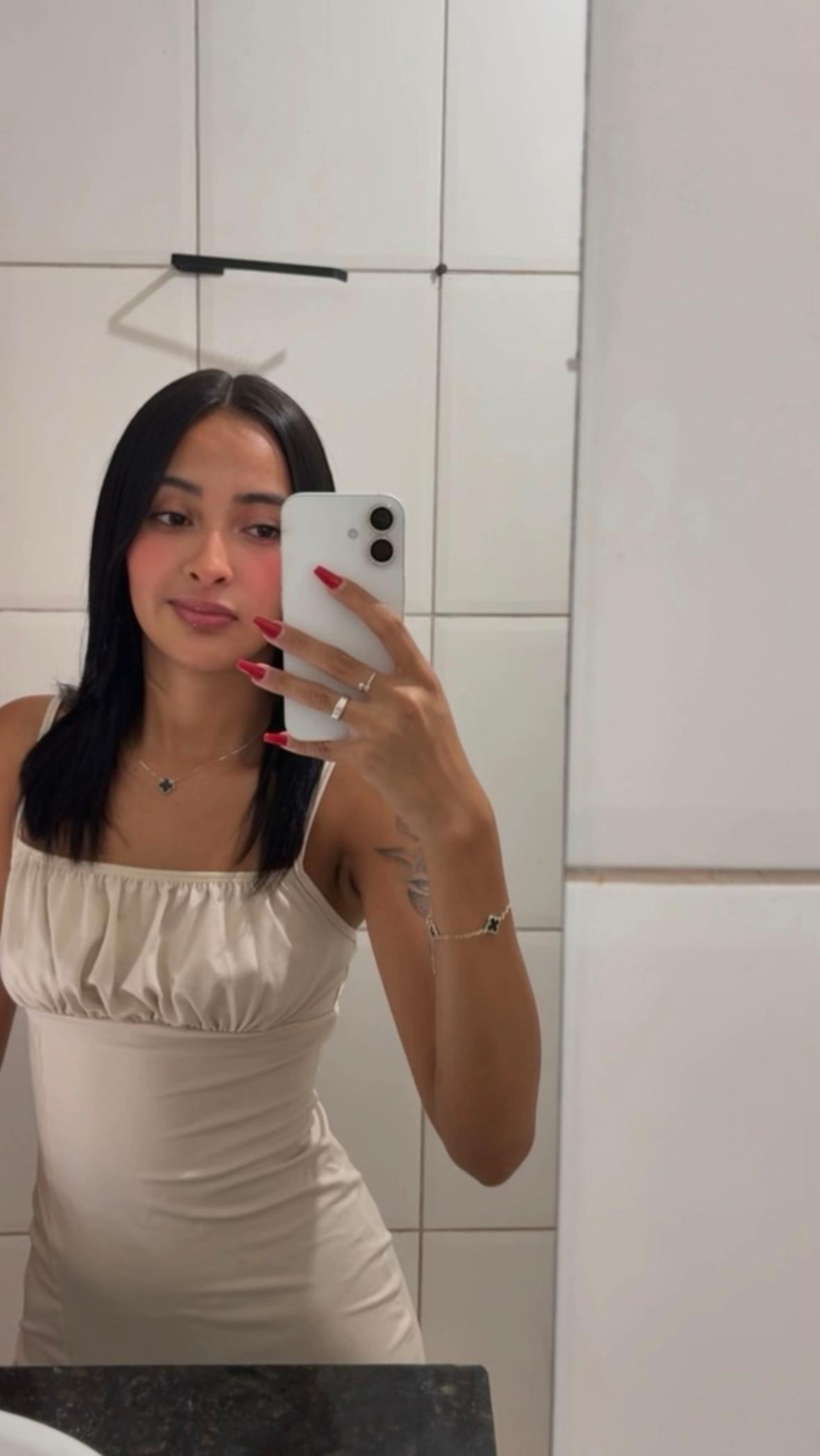 @Julia Dourado