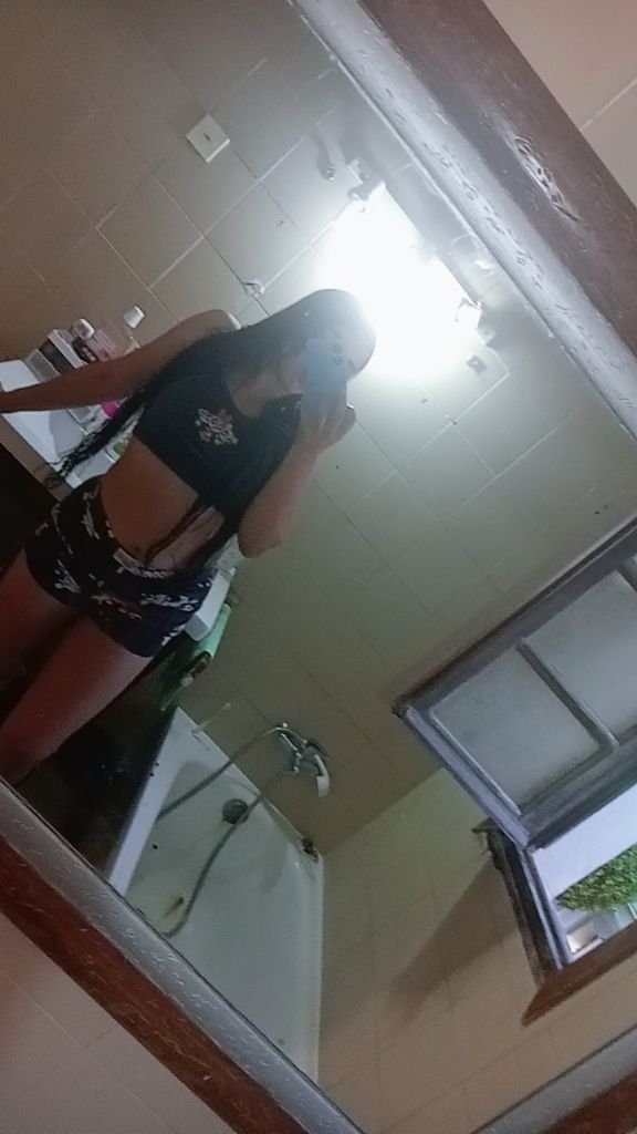 @🖤