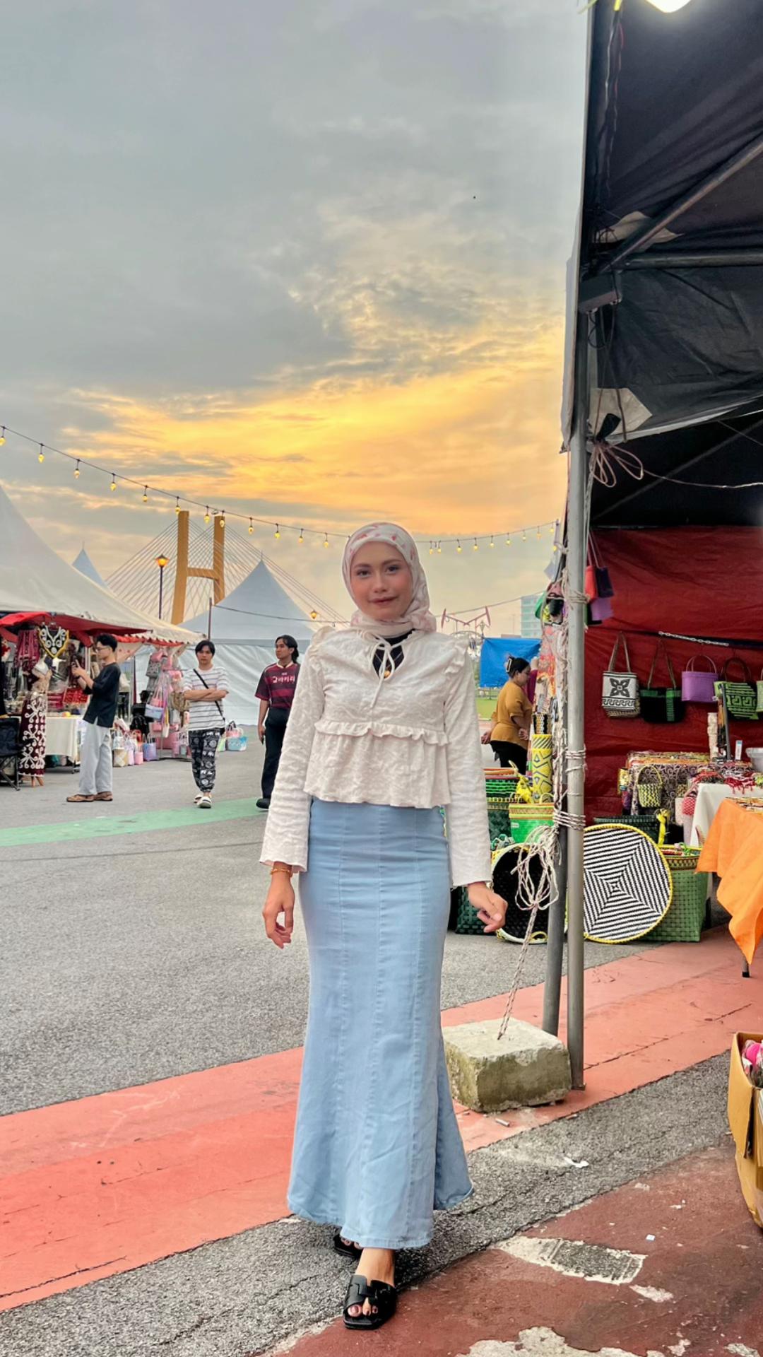 @Aaira Humaira