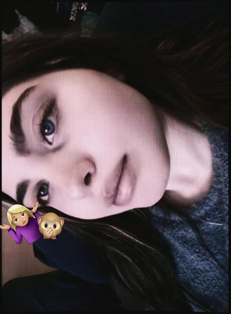 @𝓡𝓞𝓑𝓔💋