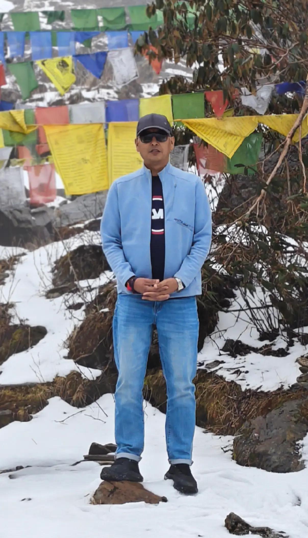 @Manojkshrestha🔱🔱🕉️🕉️