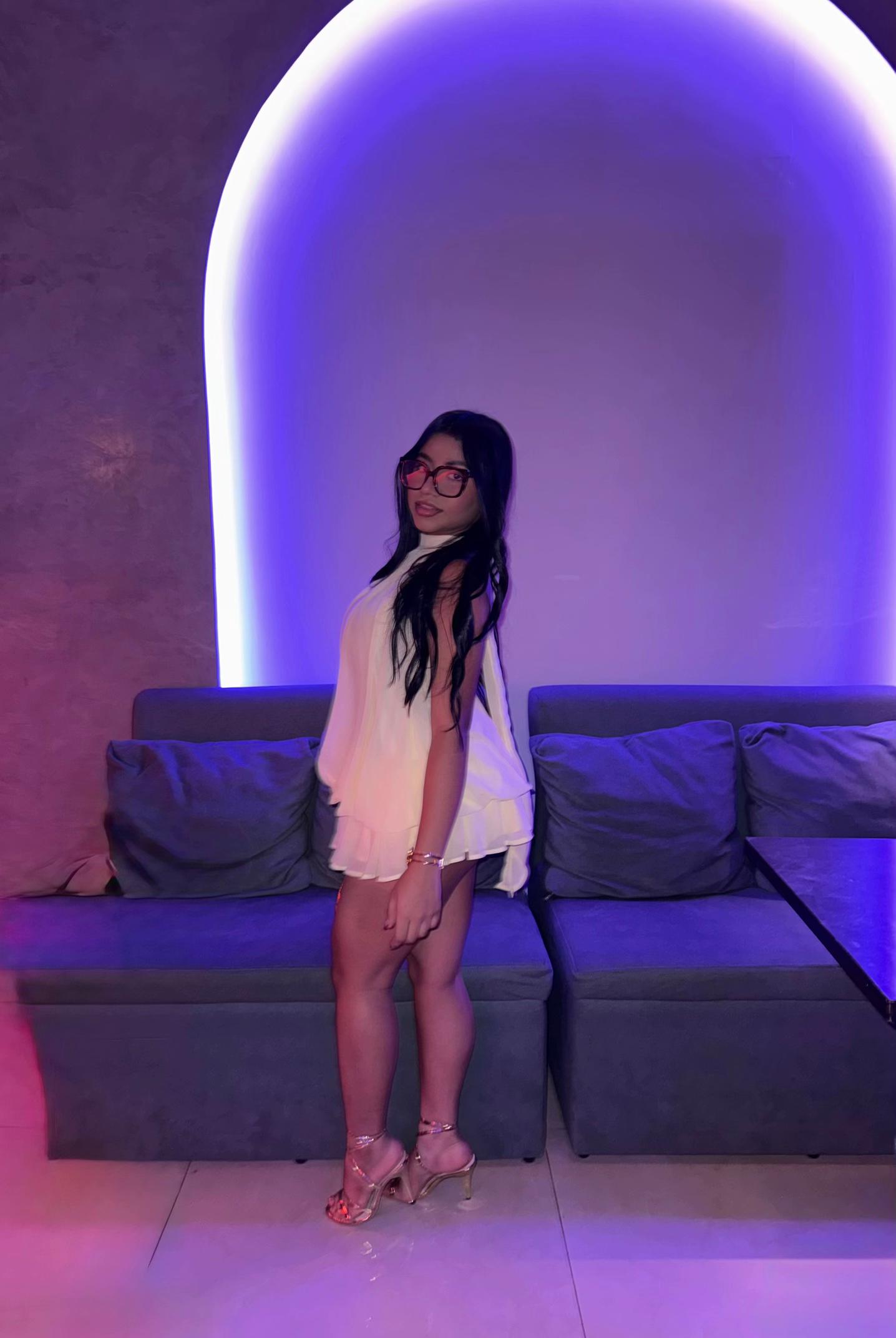 @Laurendemoya7