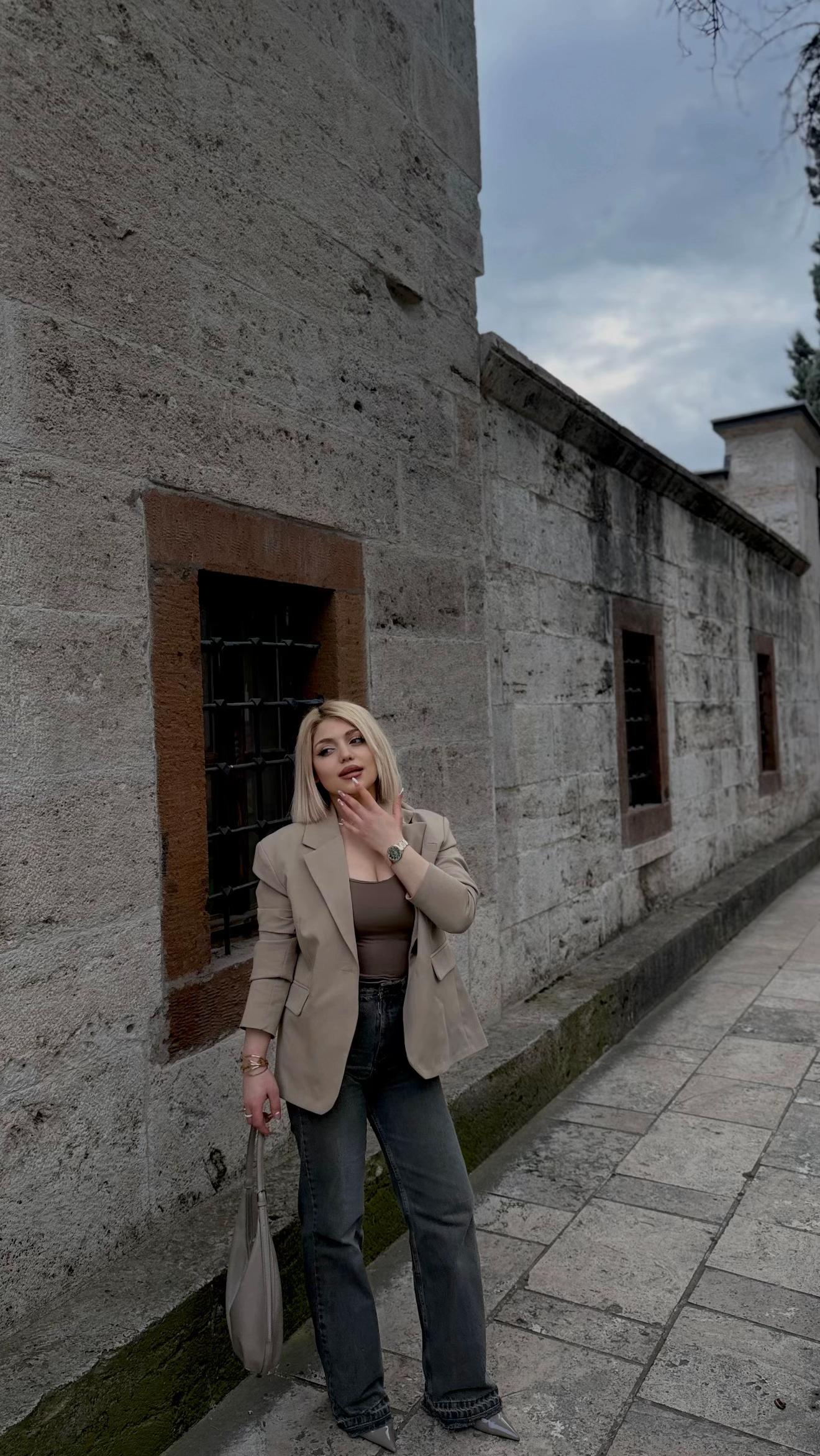 @Gülay Bülbül