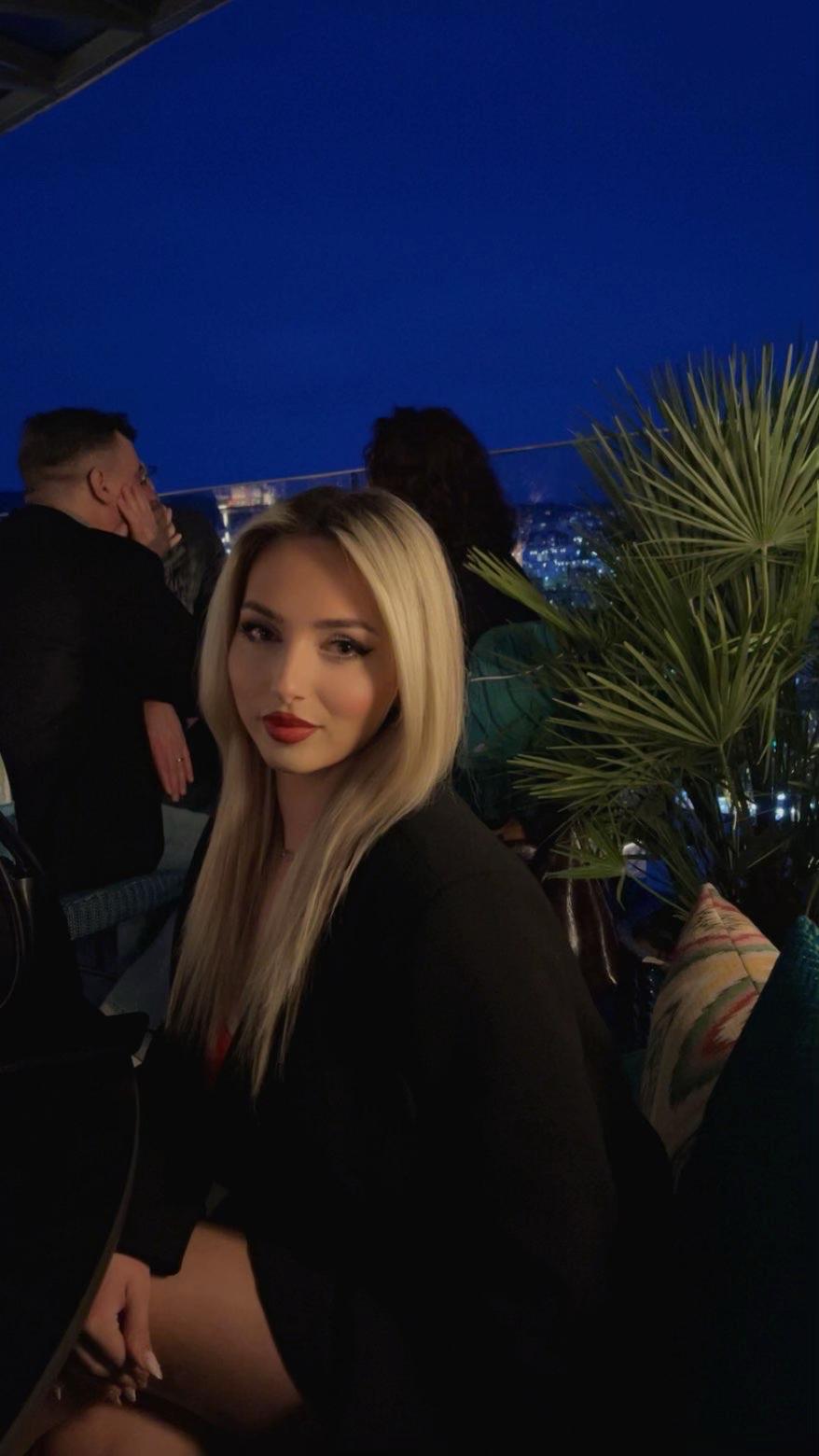 @leutresa1
