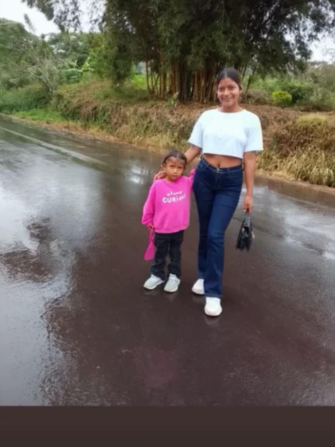 @Maria👩&zwj;🍼 - Kisar 👧