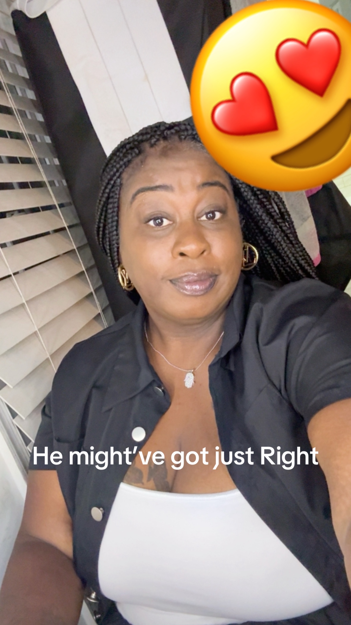 @AmomentWithDanni