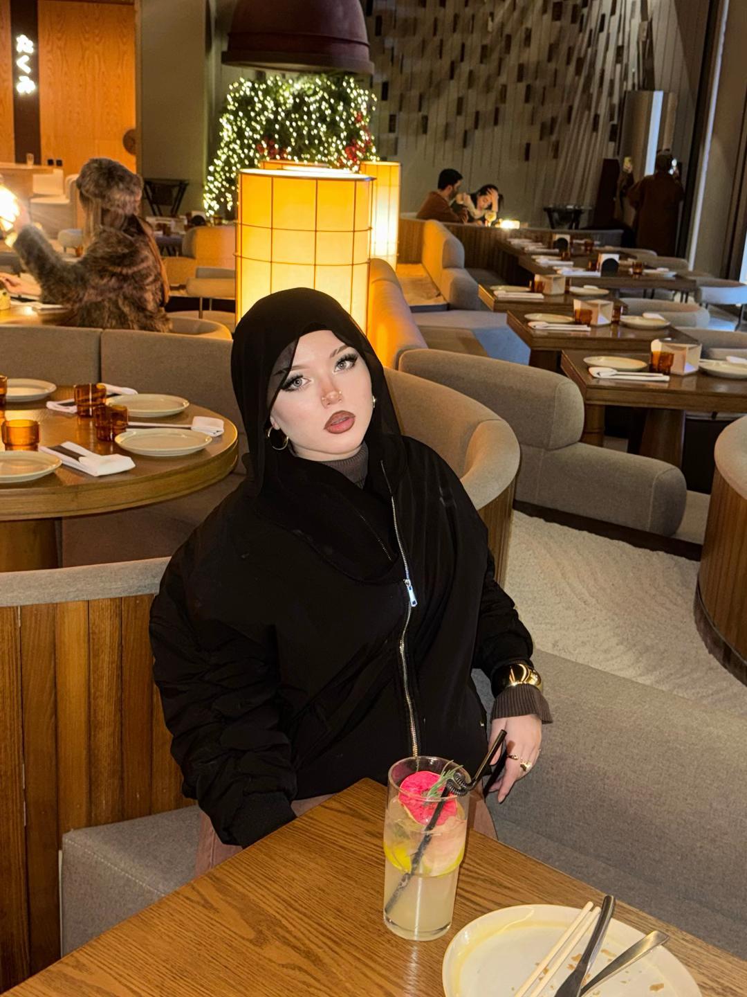 @سارا
