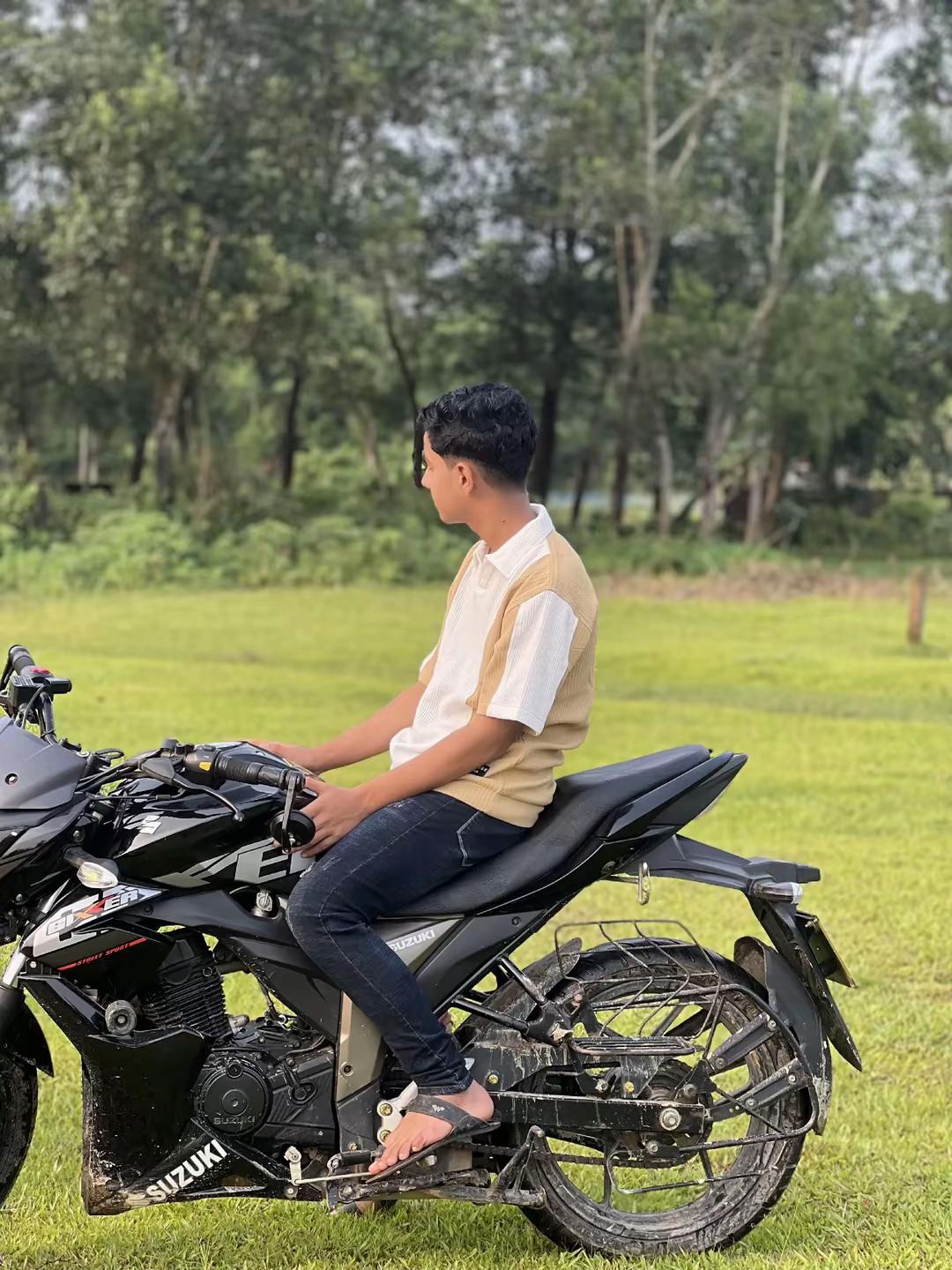@𝐒𝐢𝐝𝐝𝐢𝐤 990