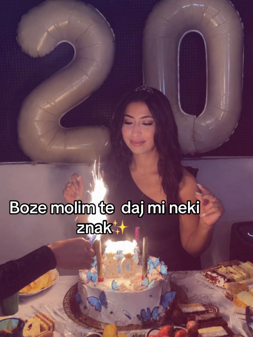 @Alisa_osmanovic