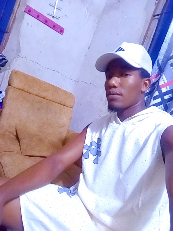 @Tozzy Jeuri56