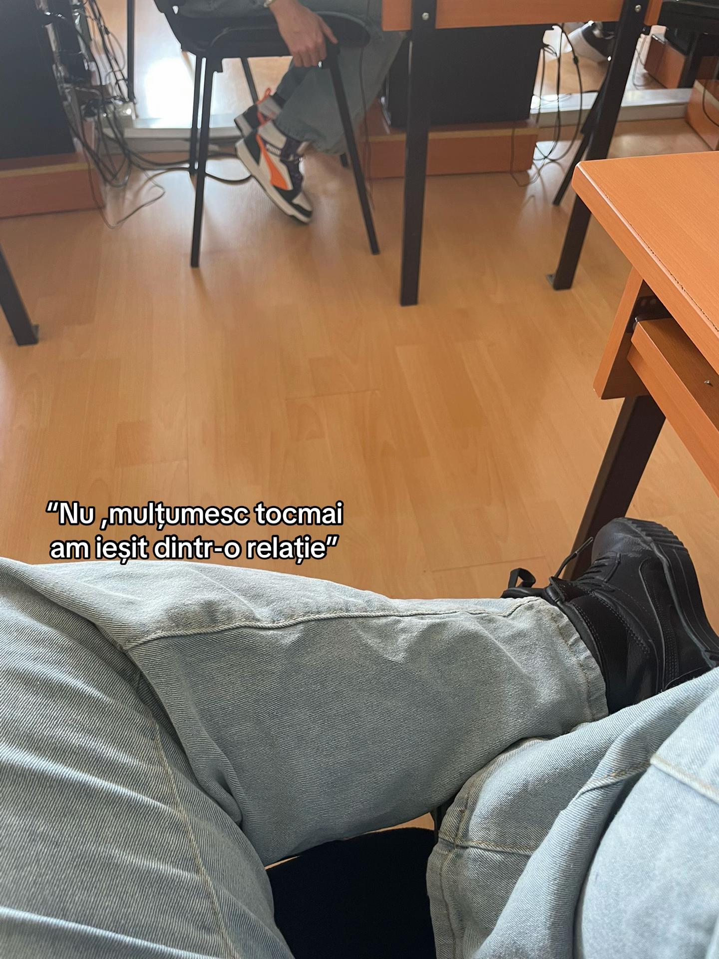 @👤.