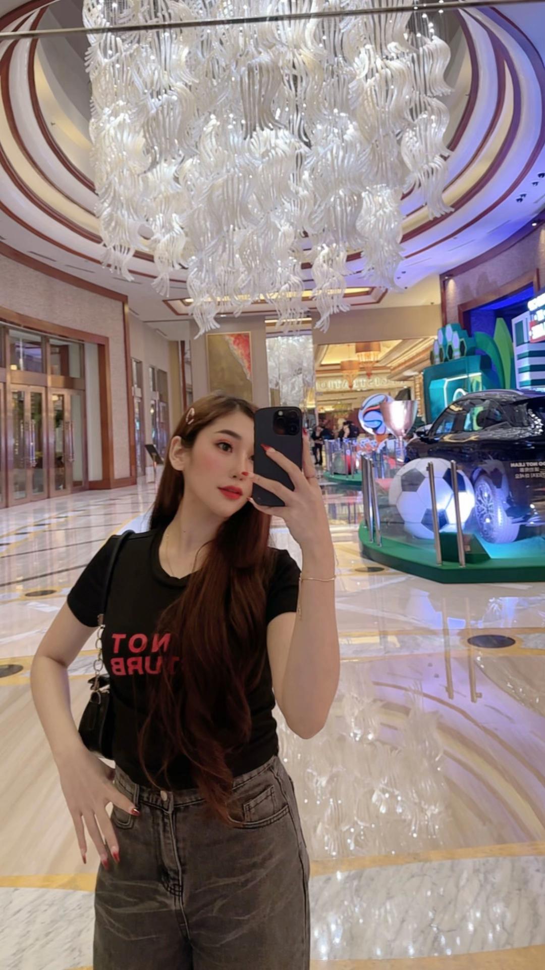 @Hoài Thương🇻🇳💵