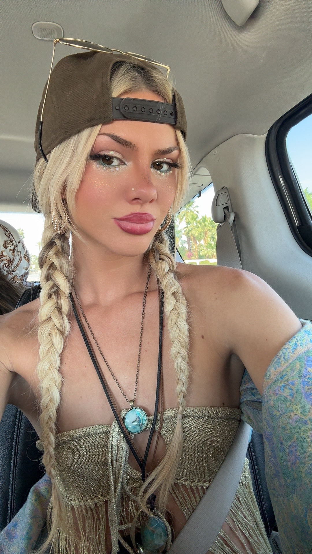 @verycoolhotstrangegirlxo