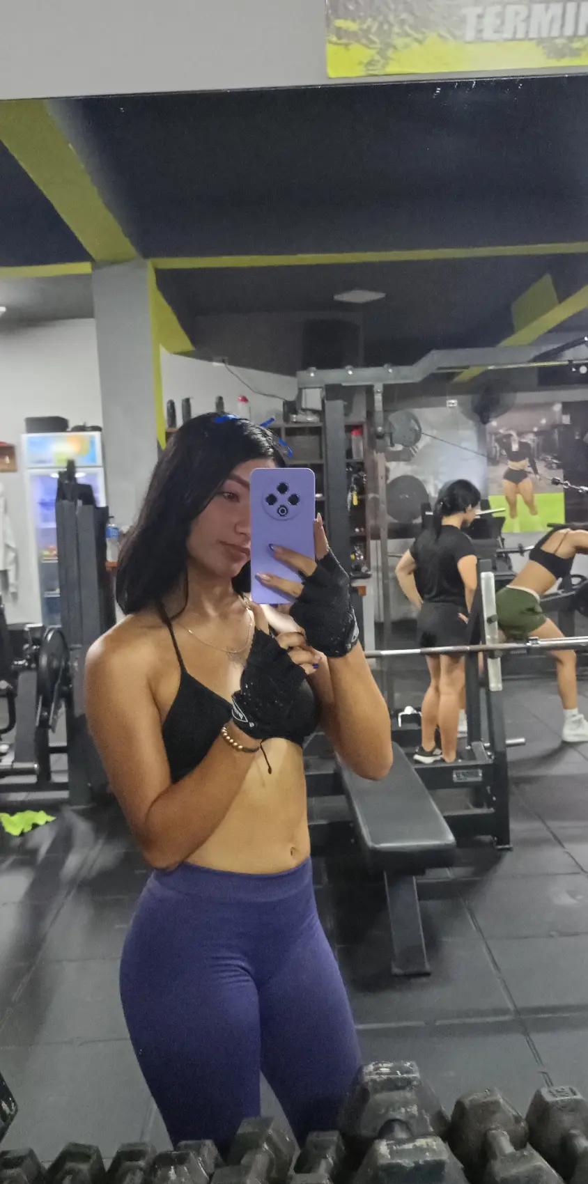 @Yilena🕷️