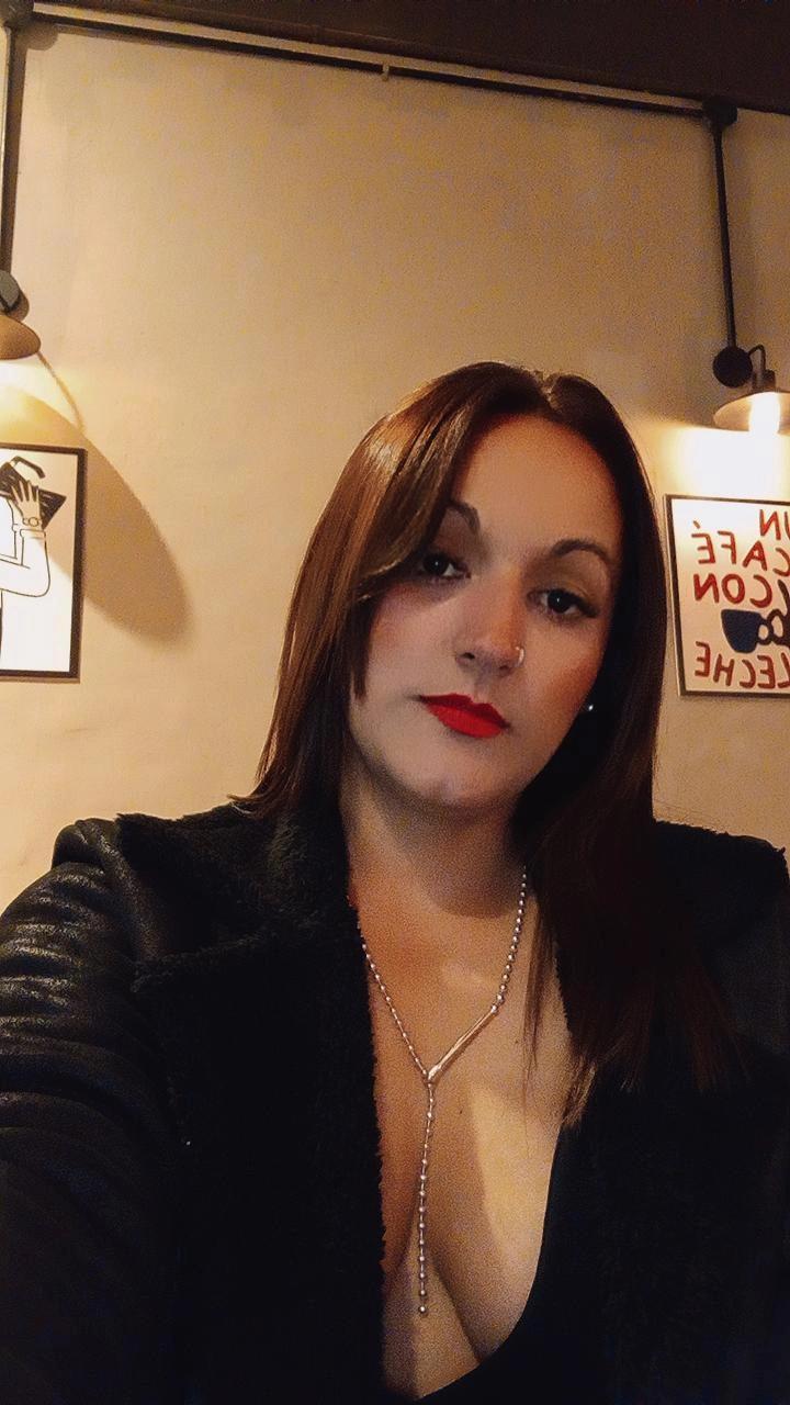 @Estefi castillo