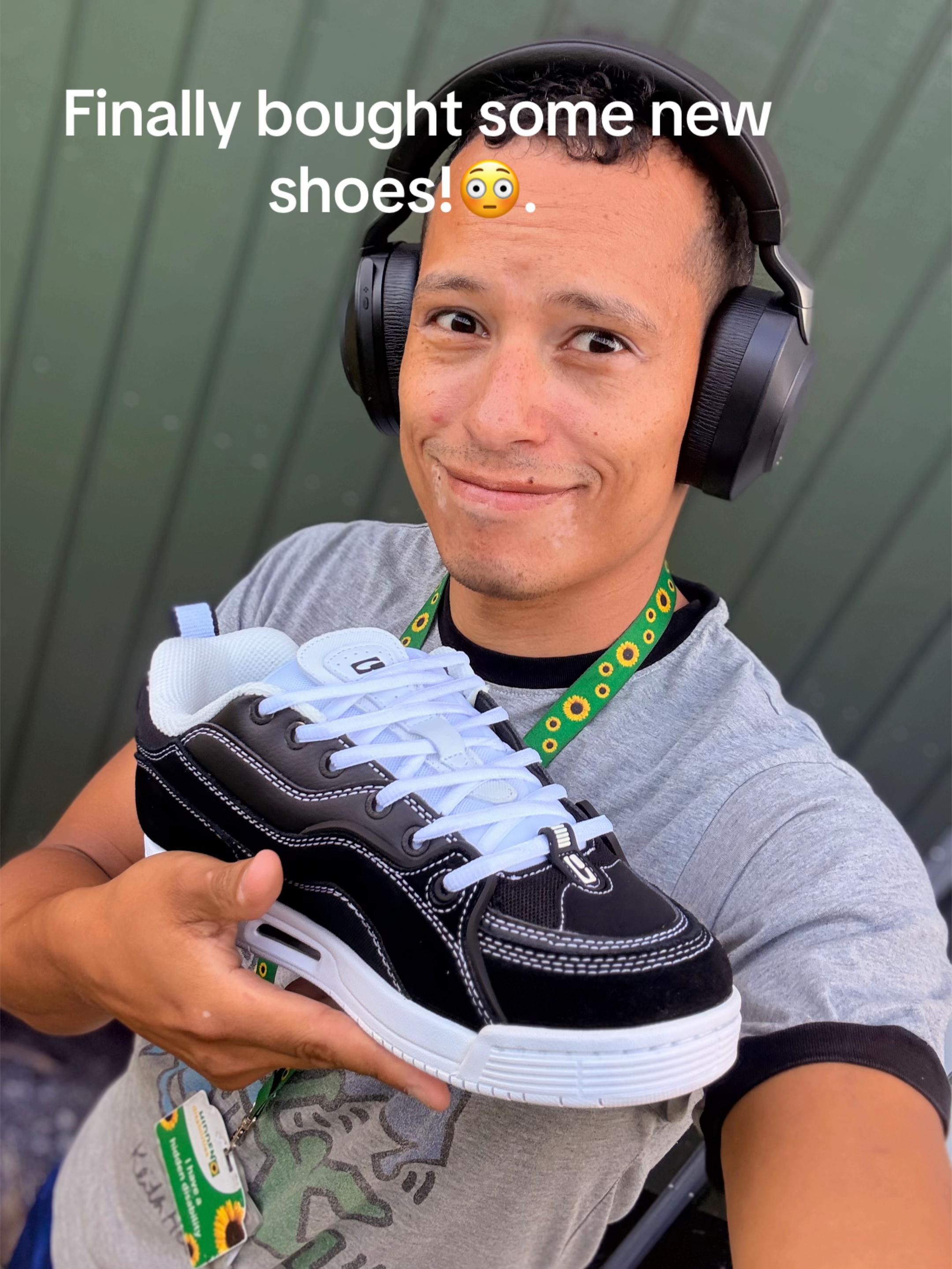 @🌻♿️🐧 Martin 🧸🐫🌈