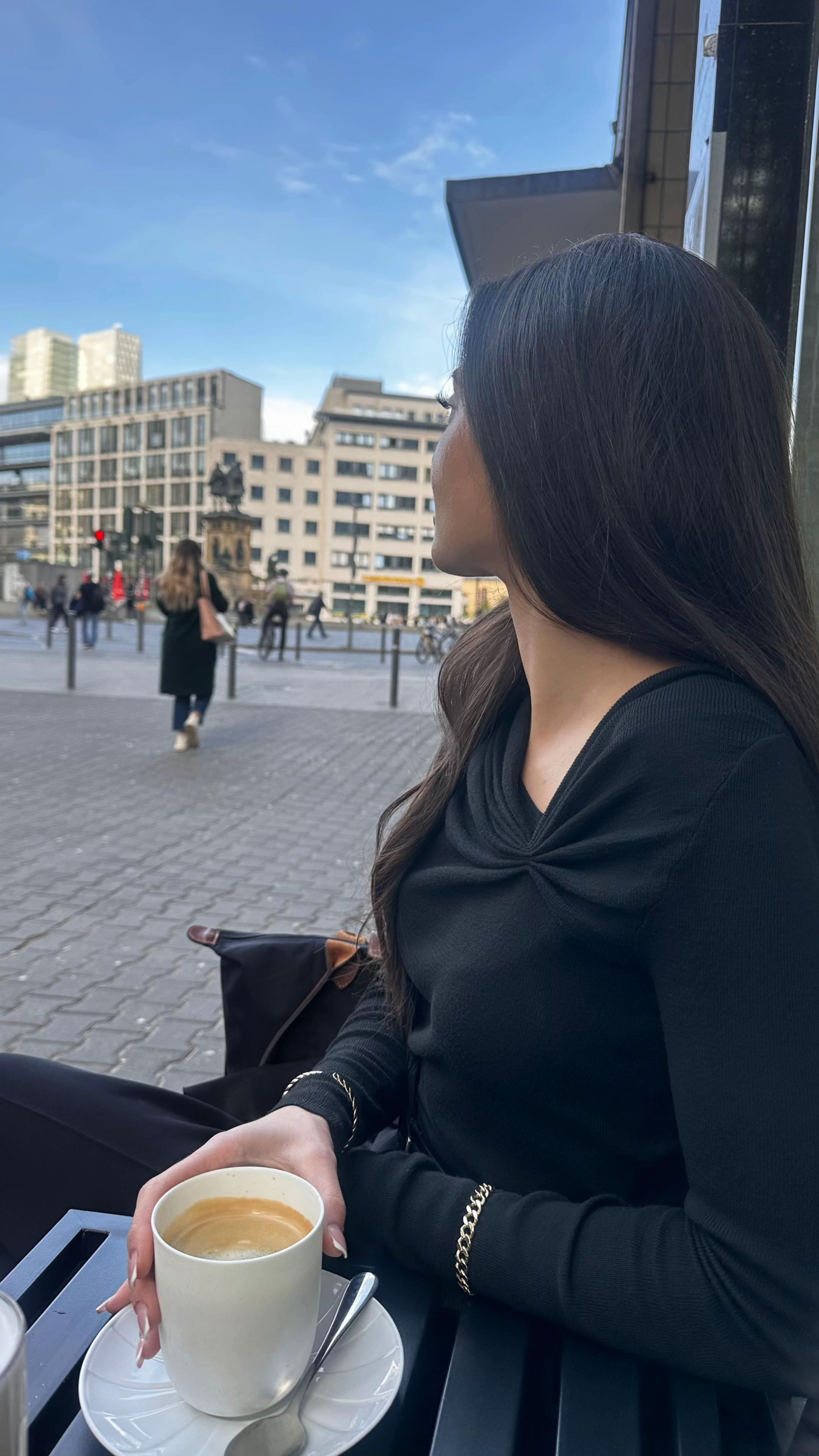 @ana.ouioui