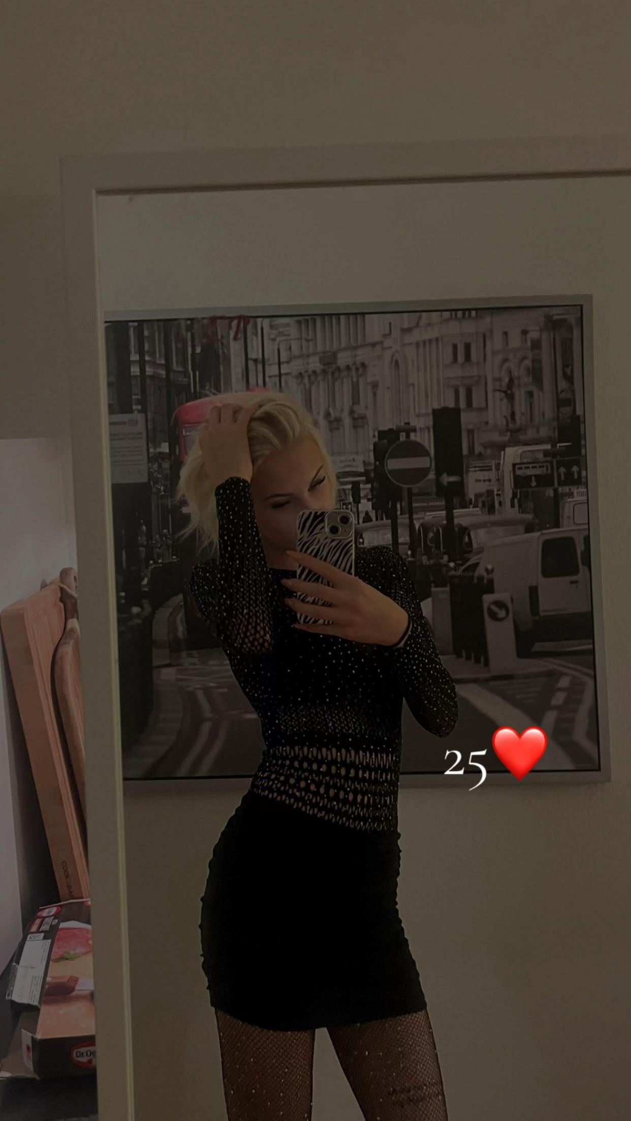 @𝑨𝒏𝒏𝒆 𝑳𝒂𝒓𝒔𝒆𝒏