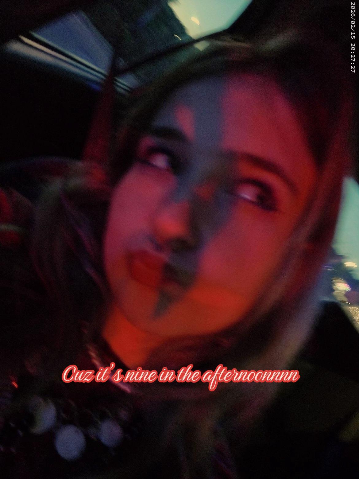 @️Julie