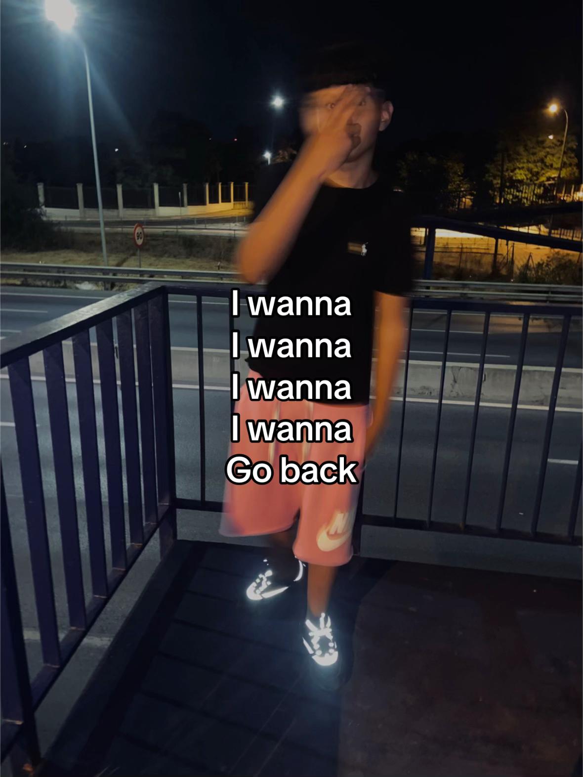 @🪼