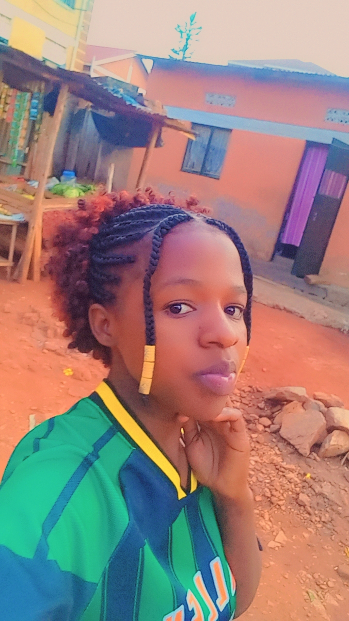 @Namwanje Recheal