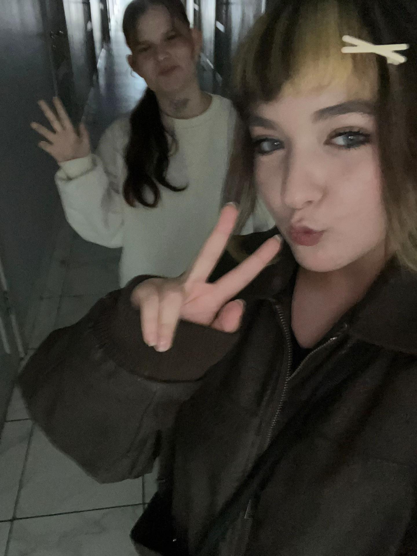 @𝓐𝓷𝓰𝓮𝓵𝓲𝓷𝓪
