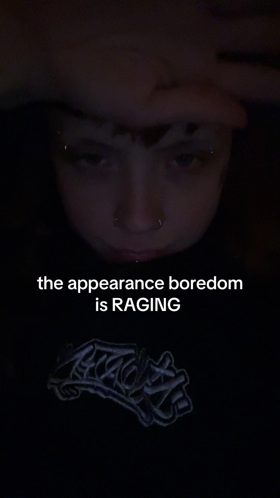 @mo🦇💜