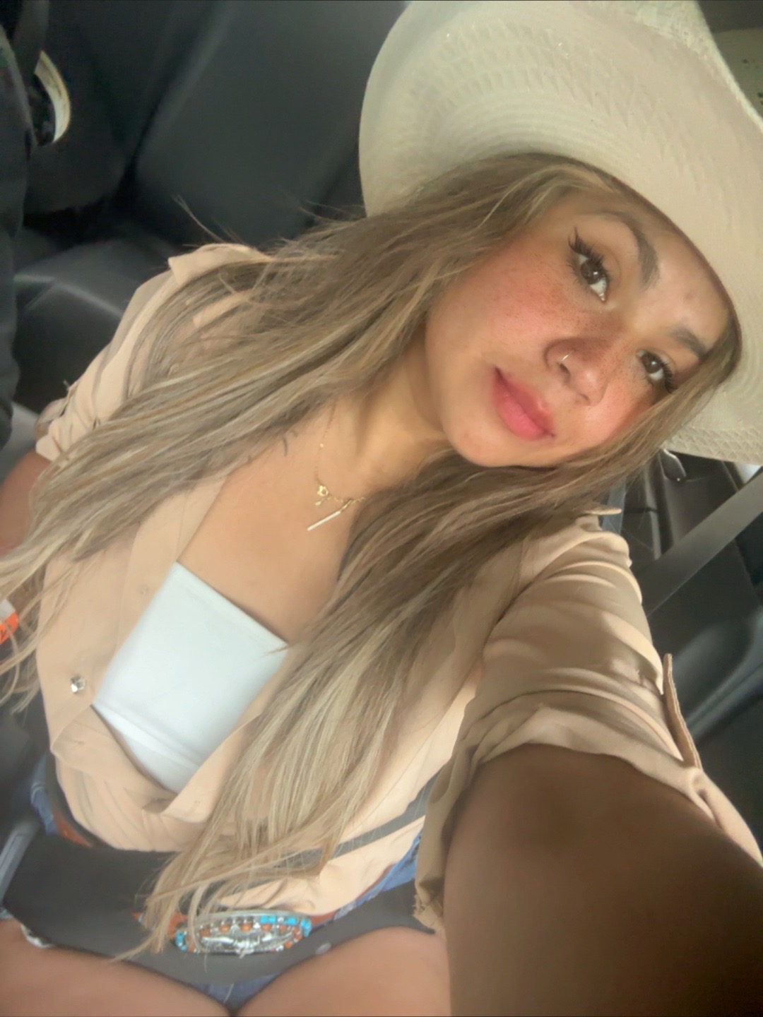 @YasmineR