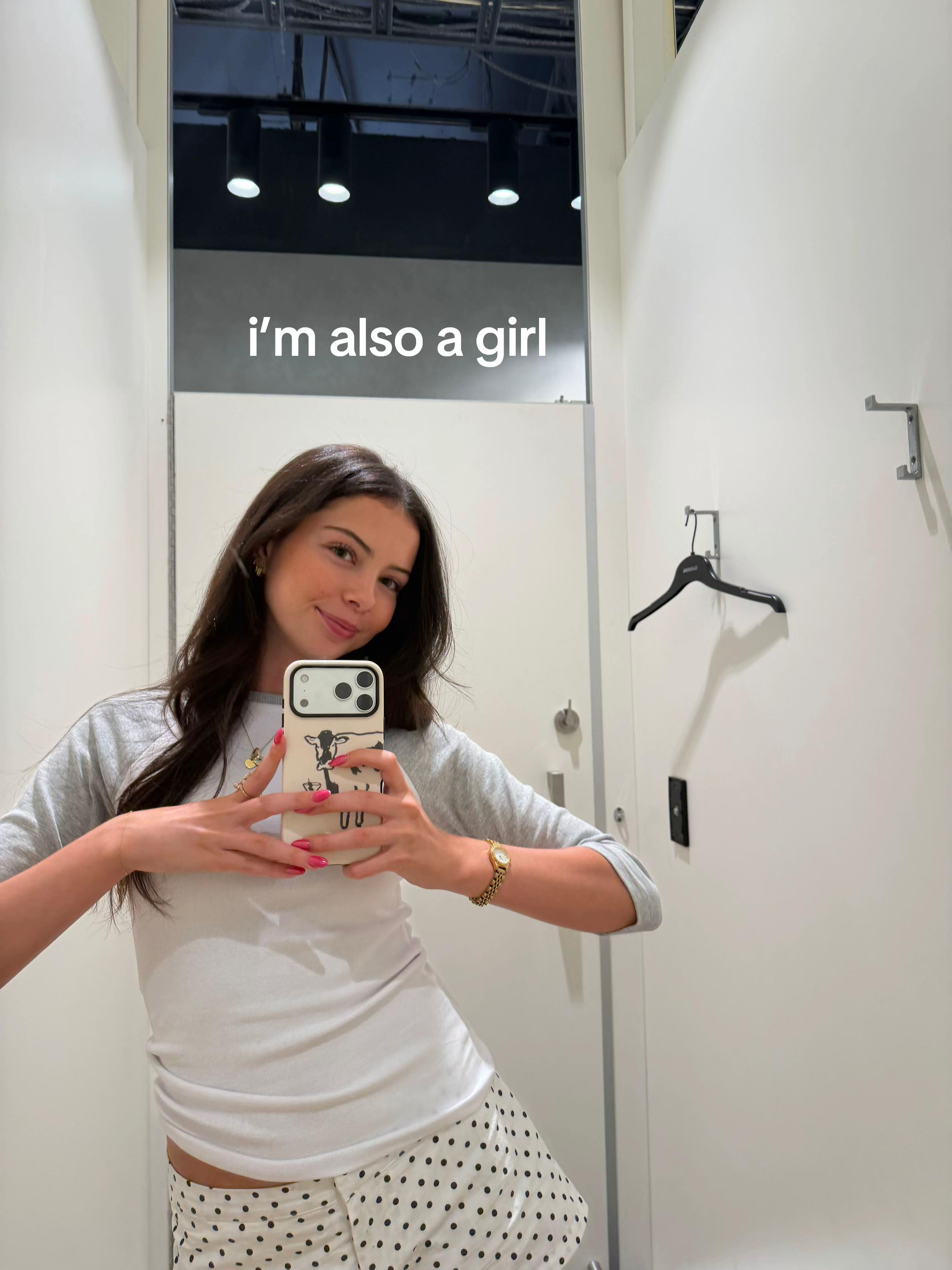 @Ava